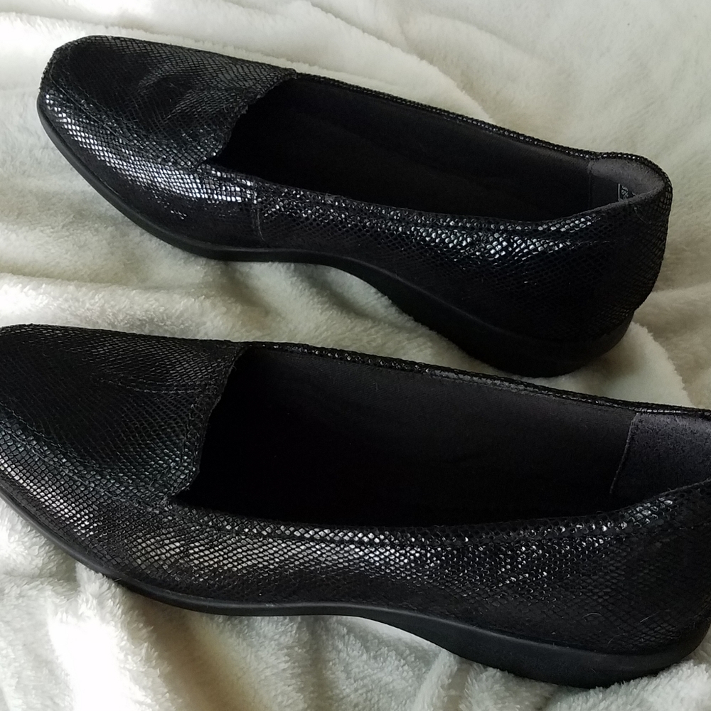 Clarks Lizard Leather Loafers